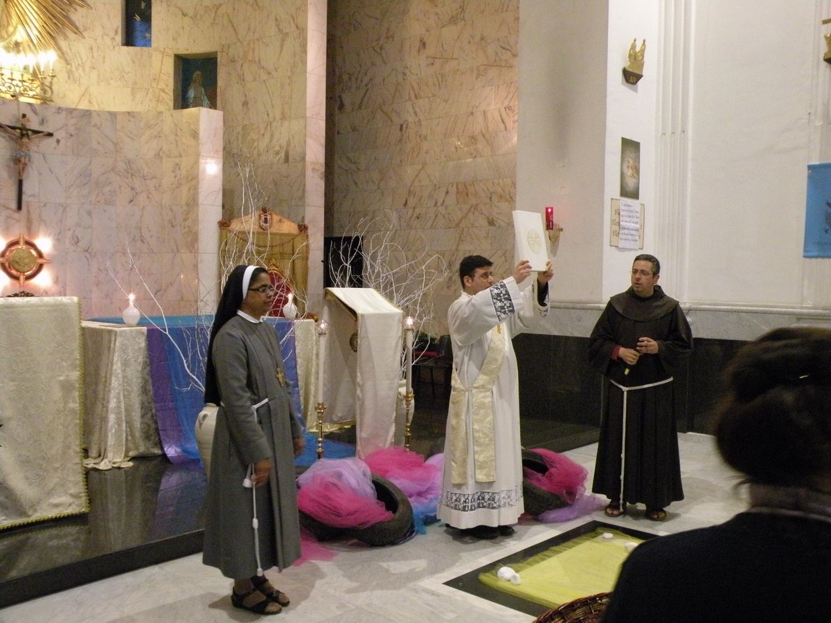 19-04-2013-penitenziale-00020.JPG