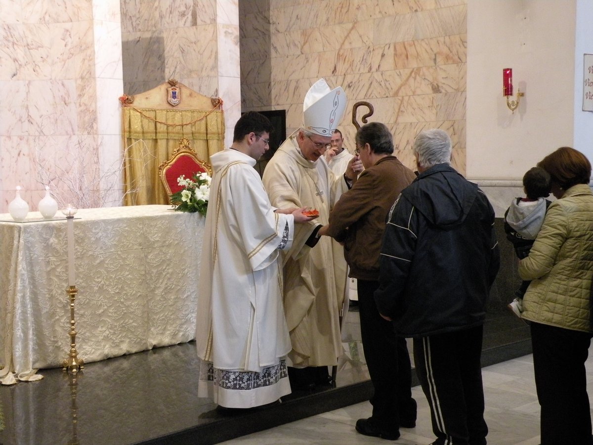 19-04-2013-unzione-malati-00007.JPG