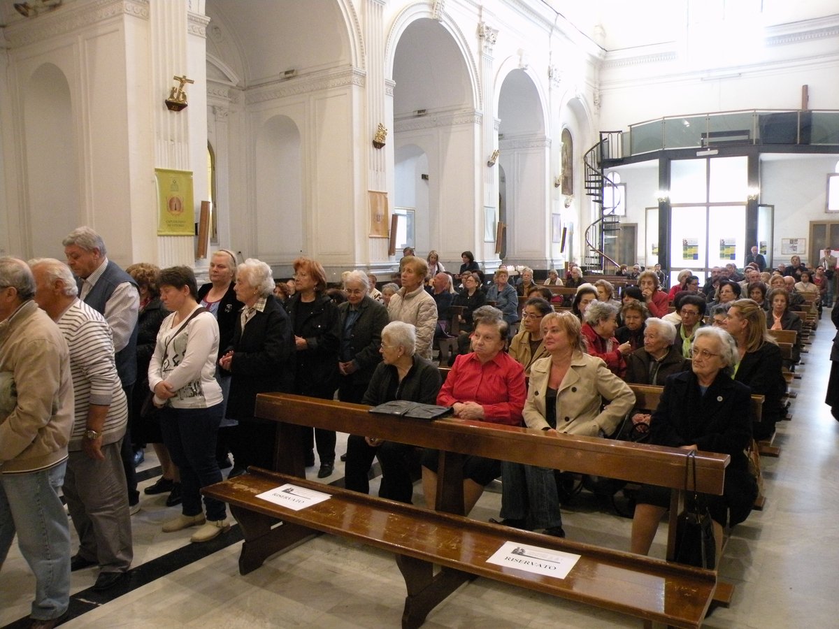 19-04-2013-unzione-malati-00023.JPG