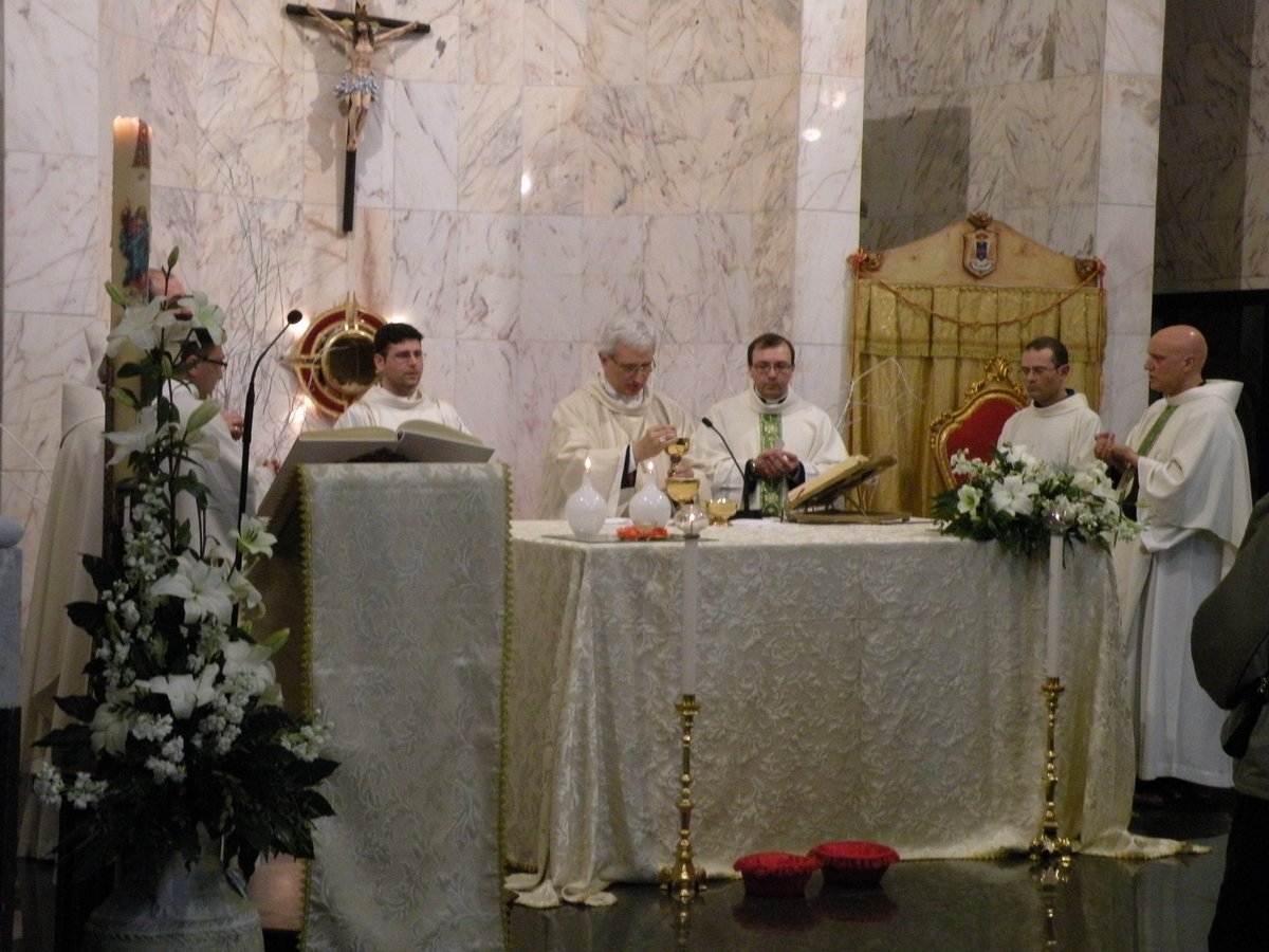 19-04-2013-unzione-malati-00039.JPG