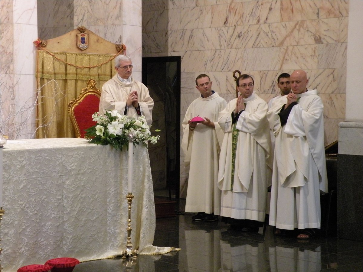 19-04-2013-unzione-malati-00046.JPG