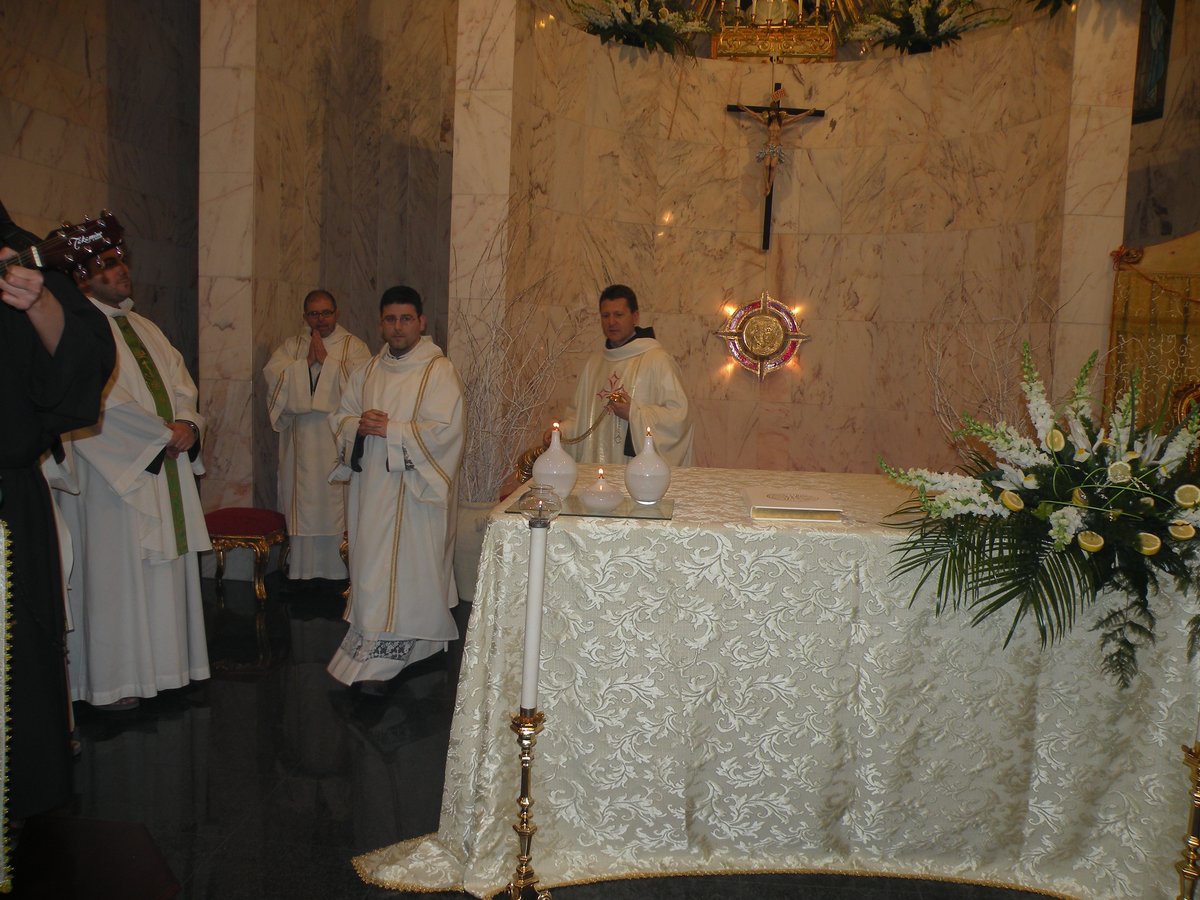 20-04-2013-messa-00016.JPG