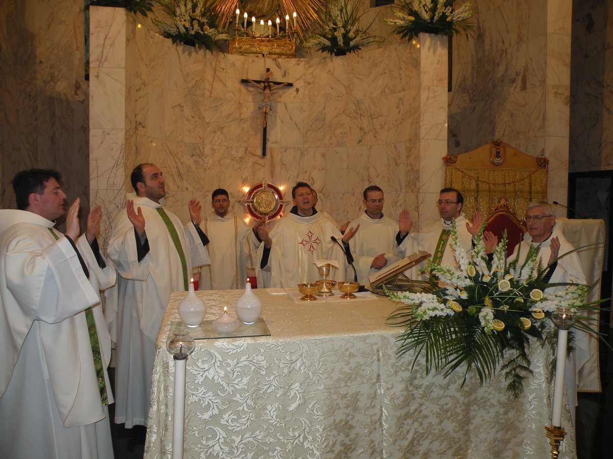 20-04-2013-messa-00066.JPG