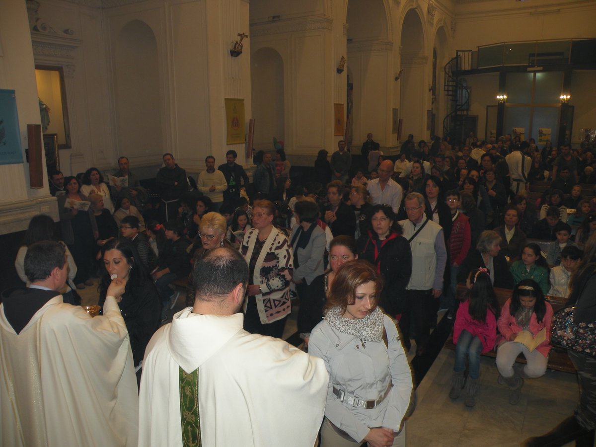 20-04-2013-messa-00077.JPG