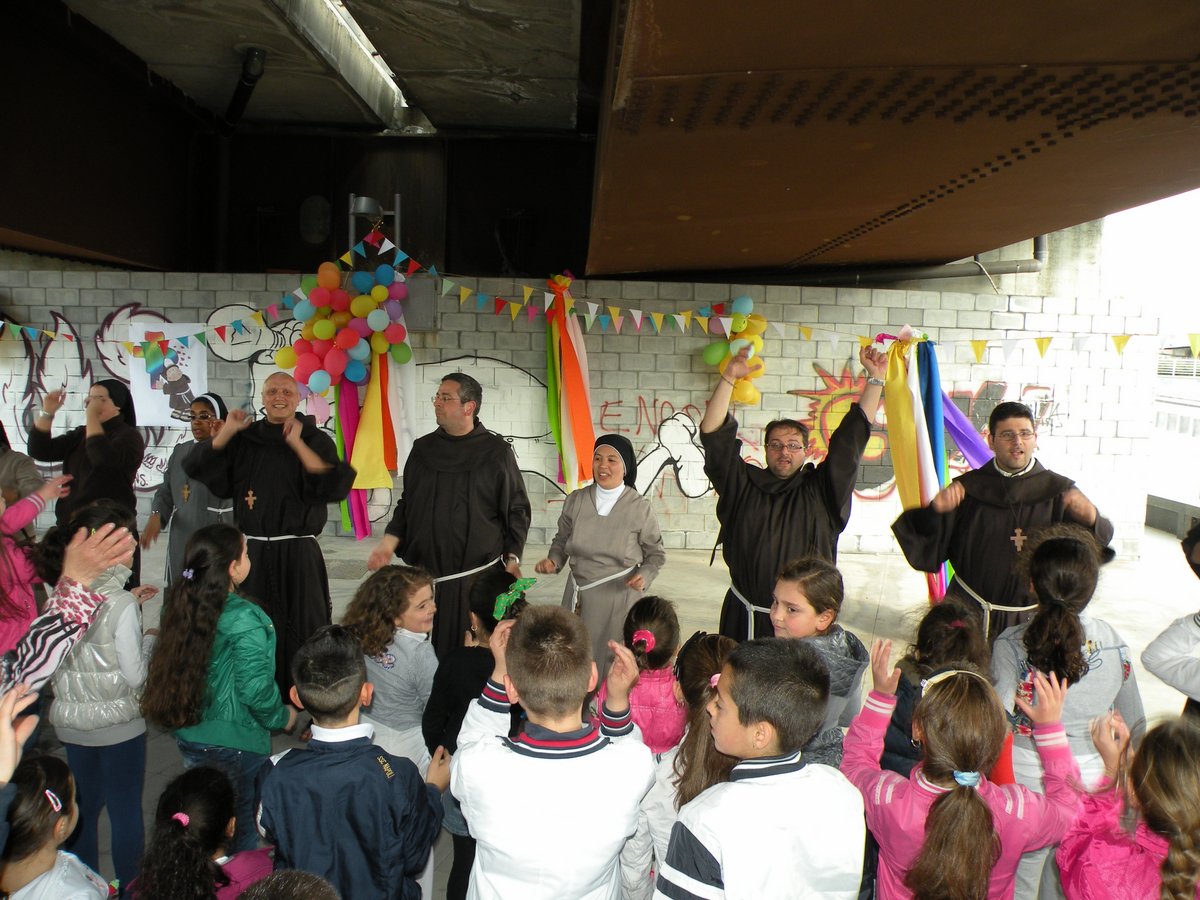 20-04-2013-piazza-capodichino-00011.JPG