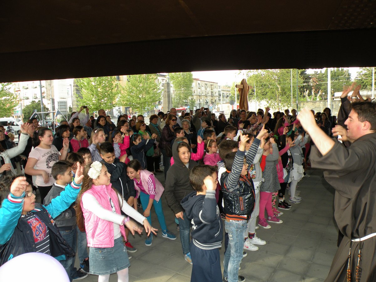 20-04-2013-piazza-capodichino-00012.JPG