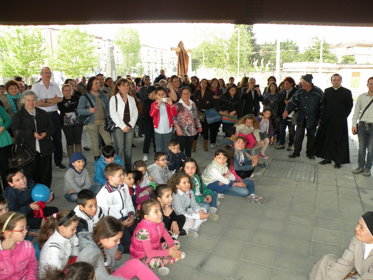 20-04-2013-piazza-capodichino-00017.JPG