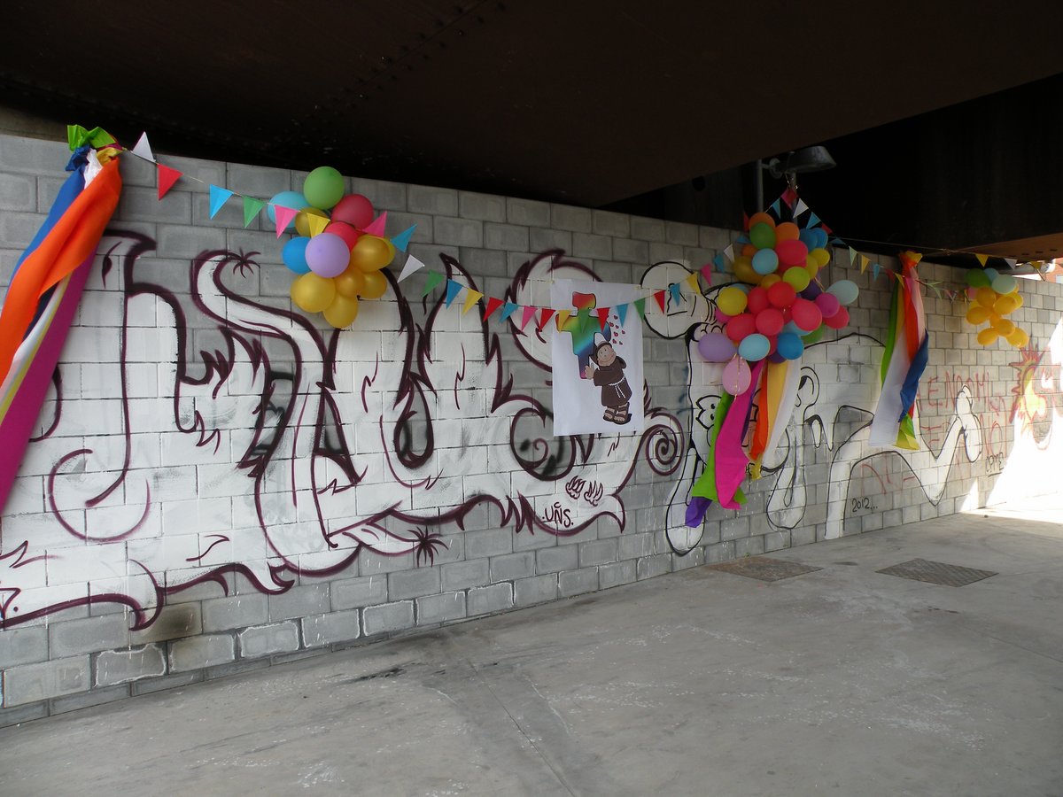 20-04-2013-piazza-capodichino-00025.JPG