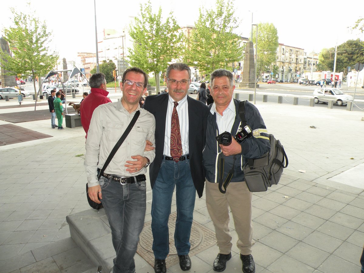 20-04-2013-piazza-capodichino-00028.JPG