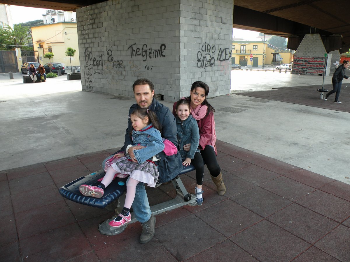 20-04-2013-piazza-capodichino-00034.JPG