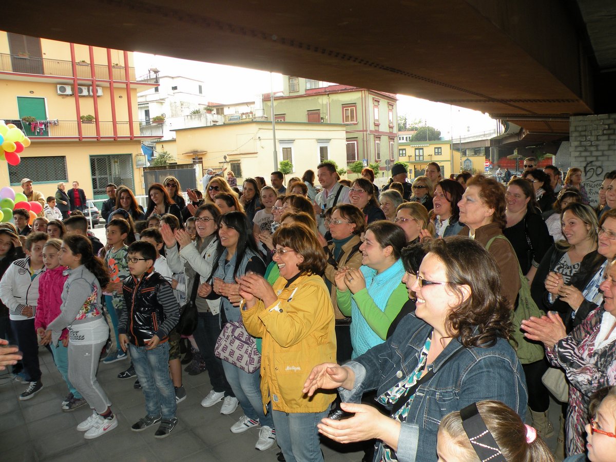 20-04-2013-piazza-capodichino-00041.JPG
