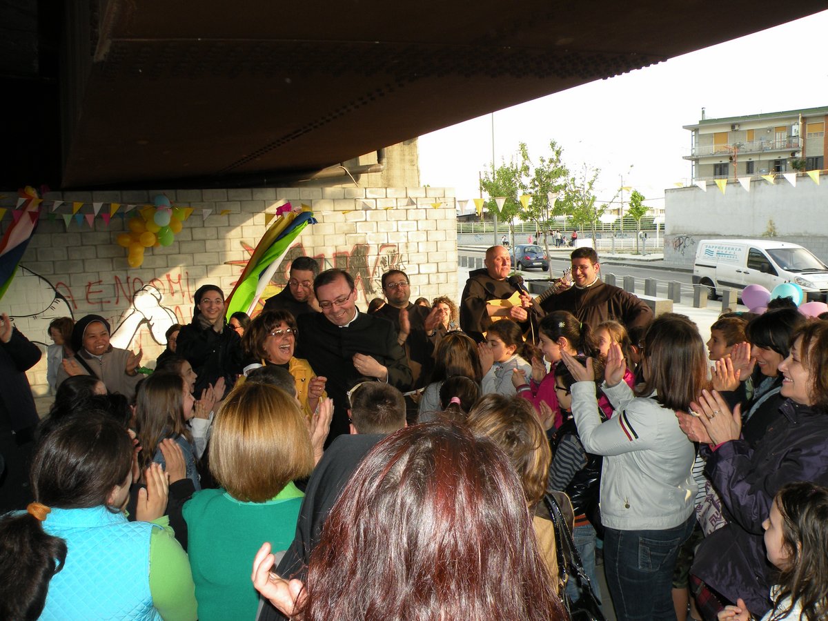 20-04-2013-piazza-capodichino-00044.JPG