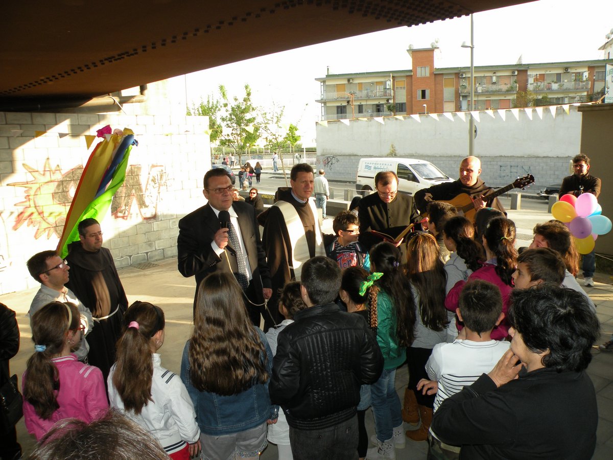 20-04-2013-piazza-capodichino-00050.JPG