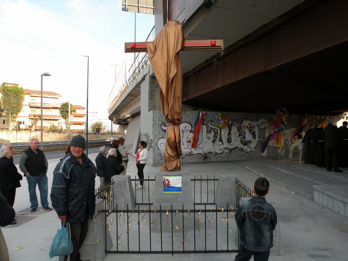 20-04-2013-piazza-capodichino-00053.JPG