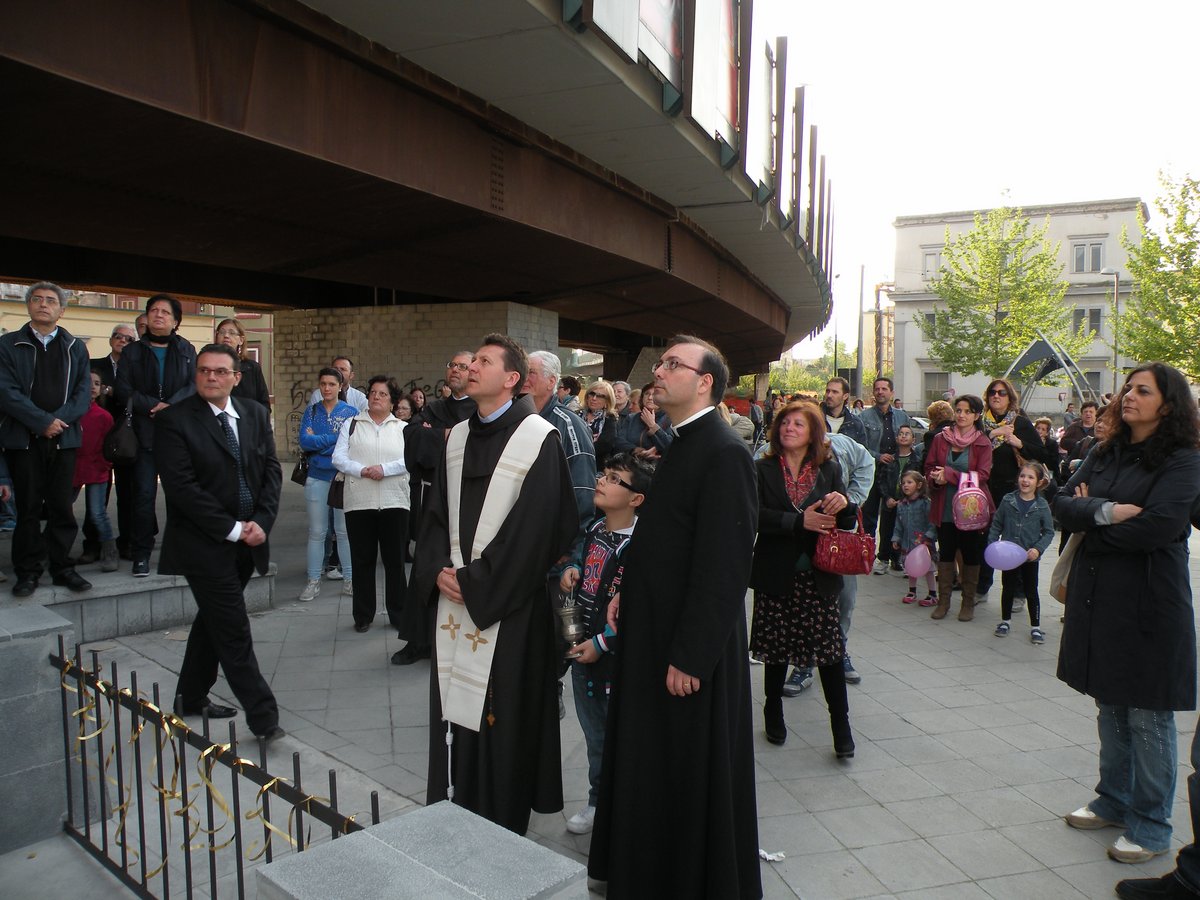 20-04-2013-piazza-capodichino-00054.JPG