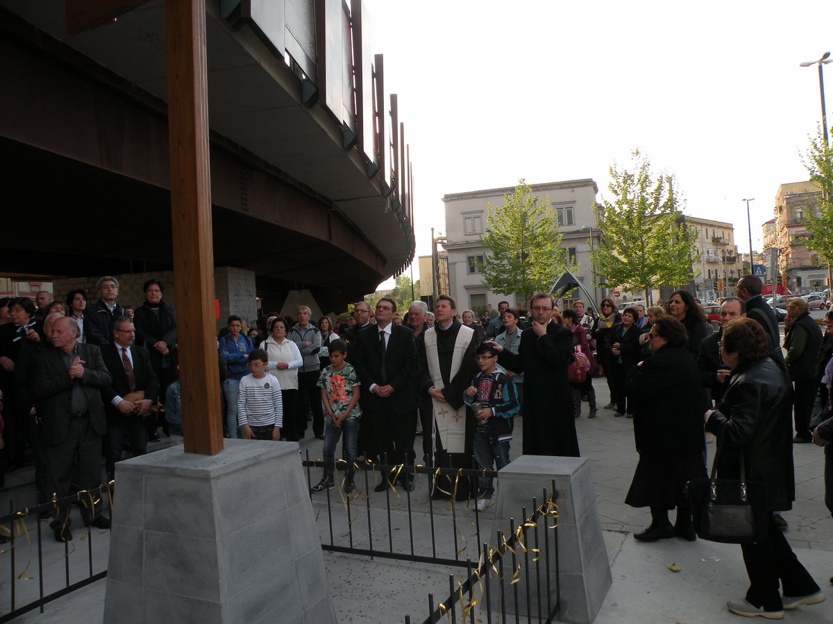 20-04-2013-piazza-capodichino-00057.JPG