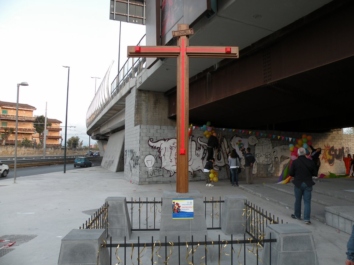 20-04-2013-piazza-capodichino-00076.JPG