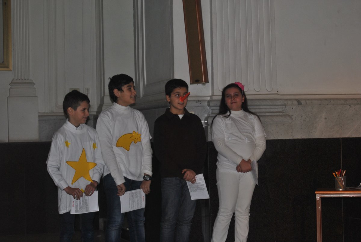 26-12-2013-recita-natale-bimbi (29).JPG