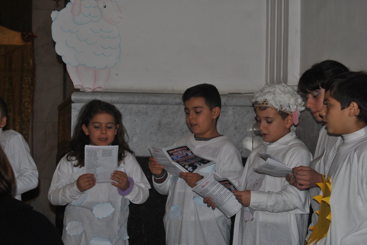26-12-2013-recita-natale-bimbi (41).JPG