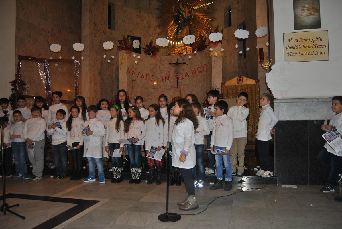 26-12-2013-recita-natale-bimbi (50).JPG