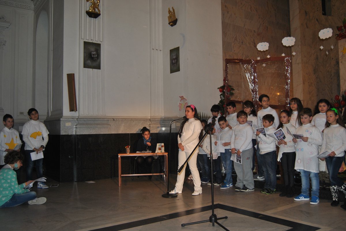 26-12-2013-recita-natale-bimbi (57).JPG