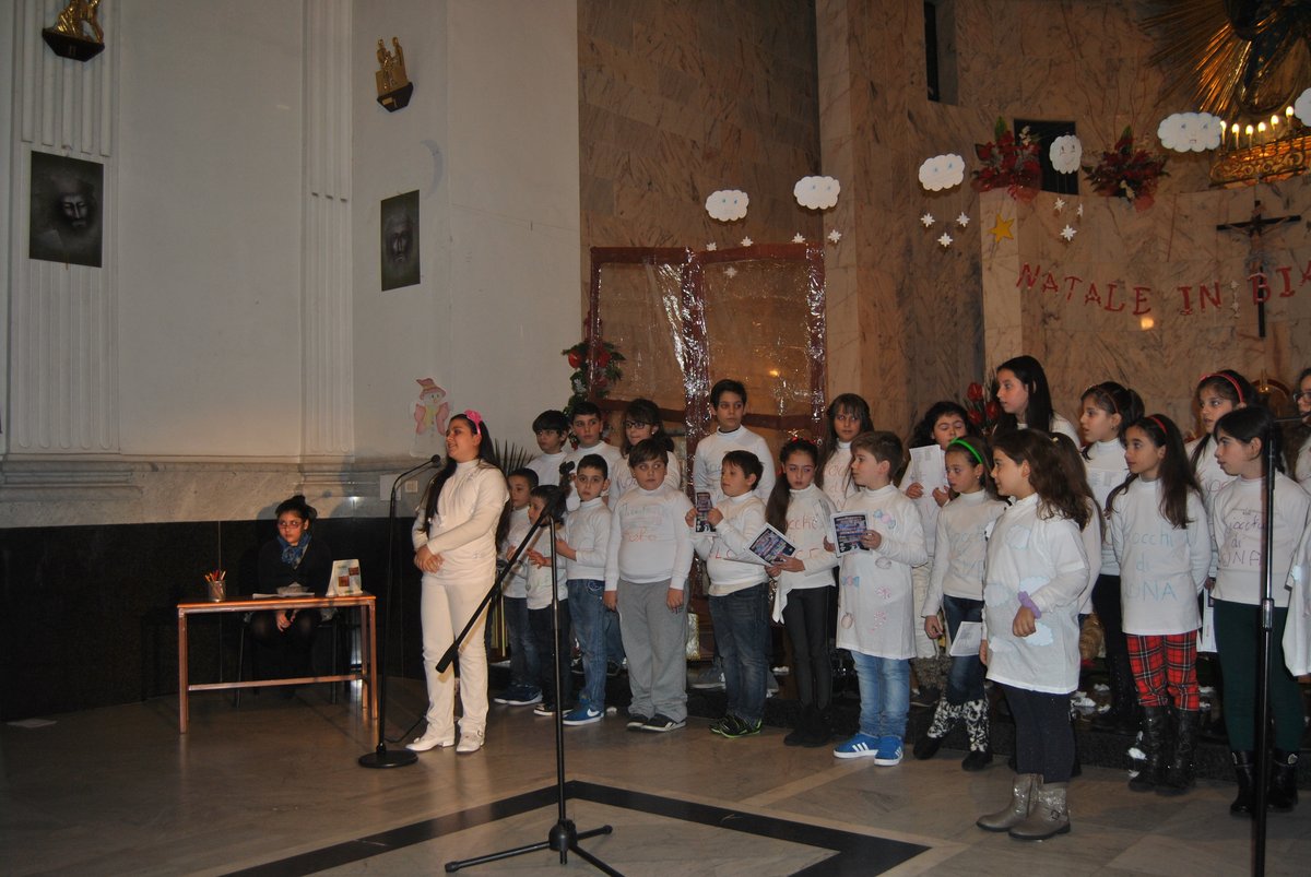 26-12-2013-recita-natale-bimbi (63).JPG
