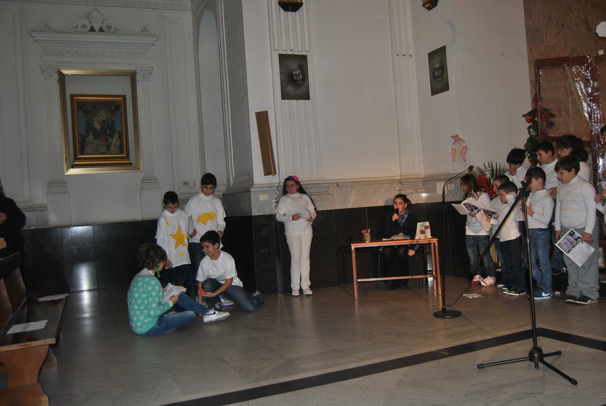26-12-2013-recita-natale-bimbi (68).JPG