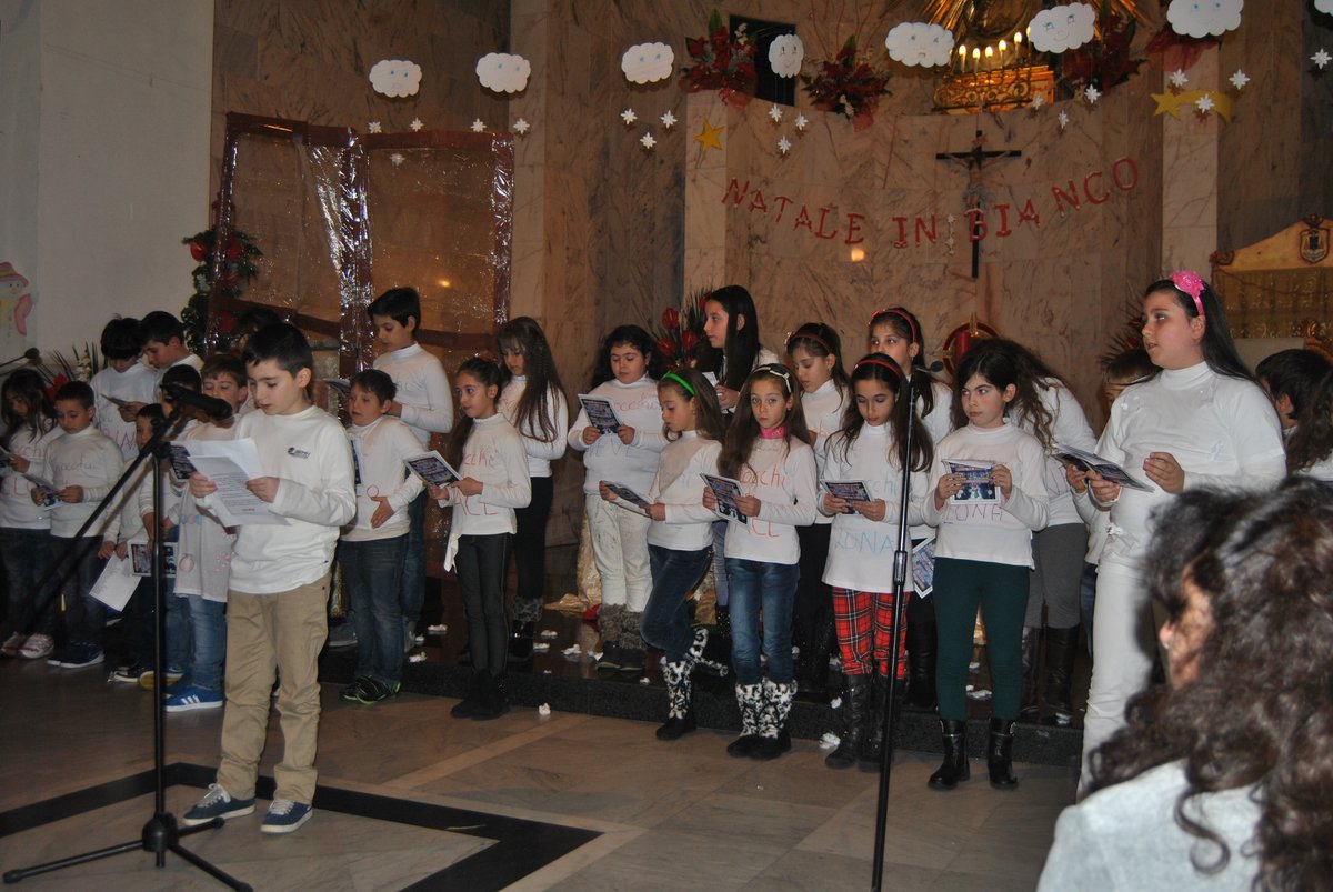 26-12-2013-recita-natale-bimbi (69).JPG