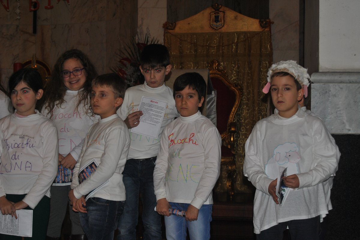 26-12-2013-recita-natale-bimbi (72).JPG