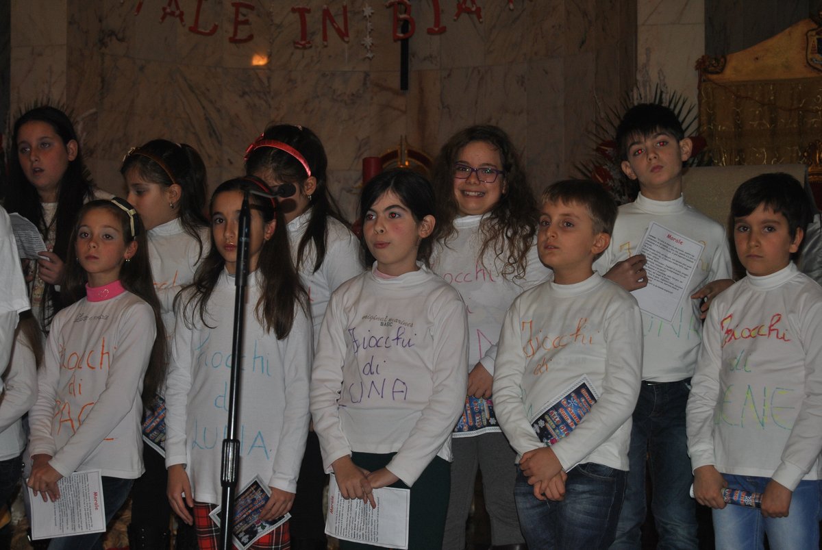 26-12-2013-recita-natale-bimbi (73).JPG