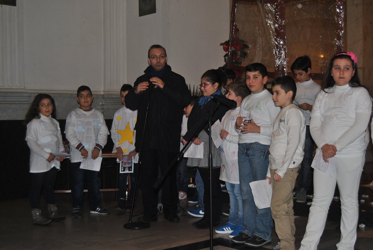26-12-2013-recita-natale-bimbi (75).JPG