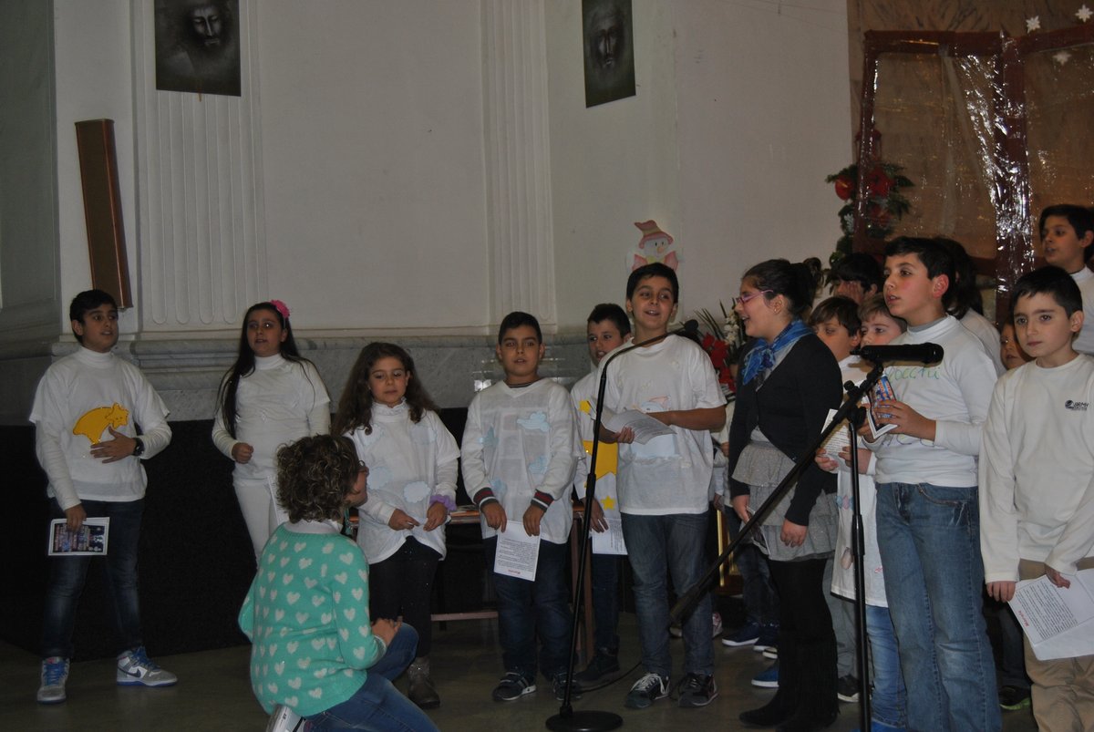 26-12-2013-recita-natale-bimbi (76).JPG