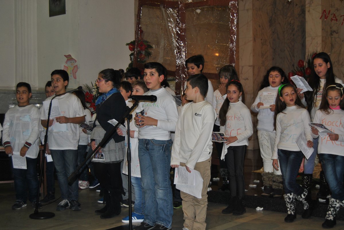 26-12-2013-recita-natale-bimbi (77).JPG