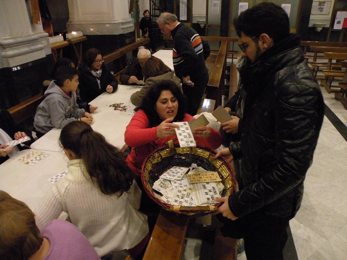 27-12-2013-tombolata (13).JPG