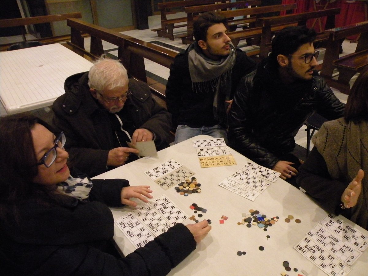 27-12-2013-tombolata (16).JPG