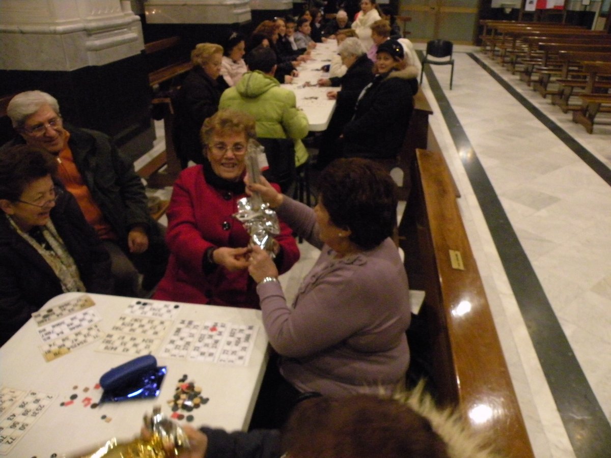 27-12-2013-tombolata (22).JPG