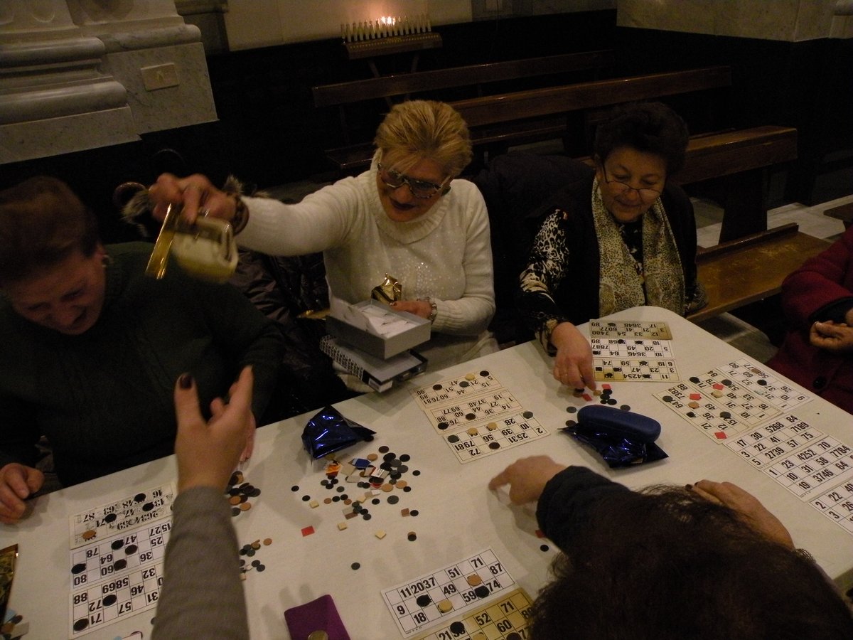 27-12-2013-tombolata (67).JPG
