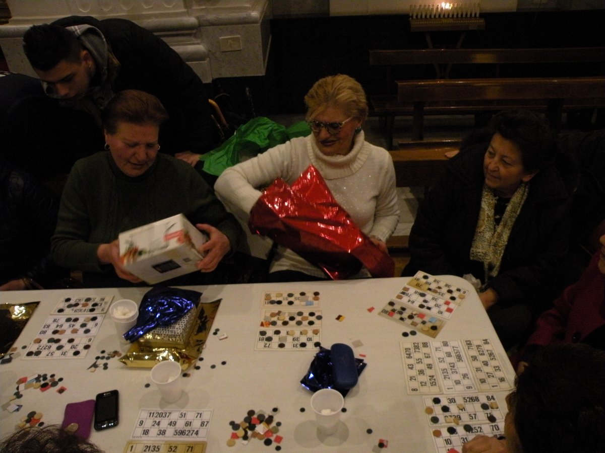 27-12-2013-tombolata (73).JPG