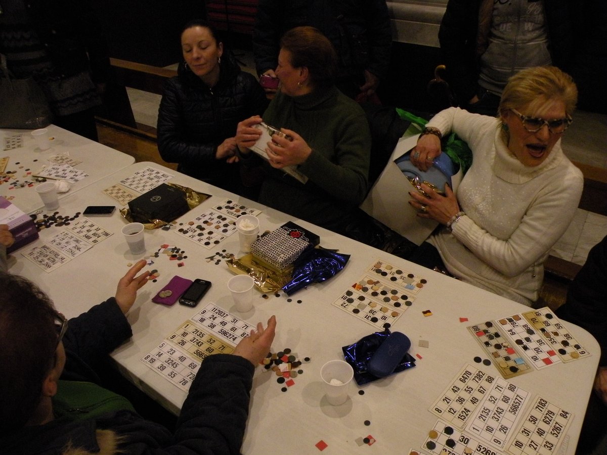 27-12-2013-tombolata (74).JPG