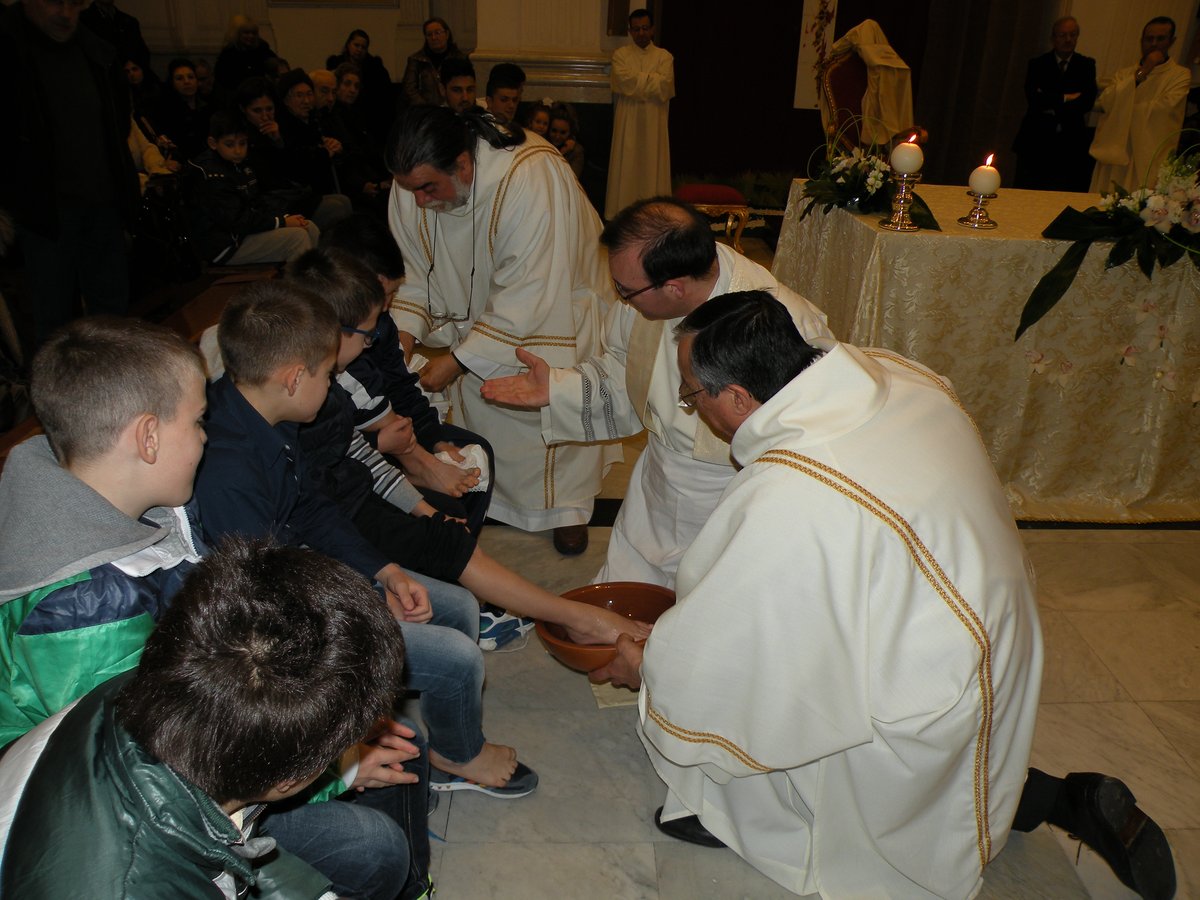 giovedi-santo-sera-28-03-2013-00035.JPG