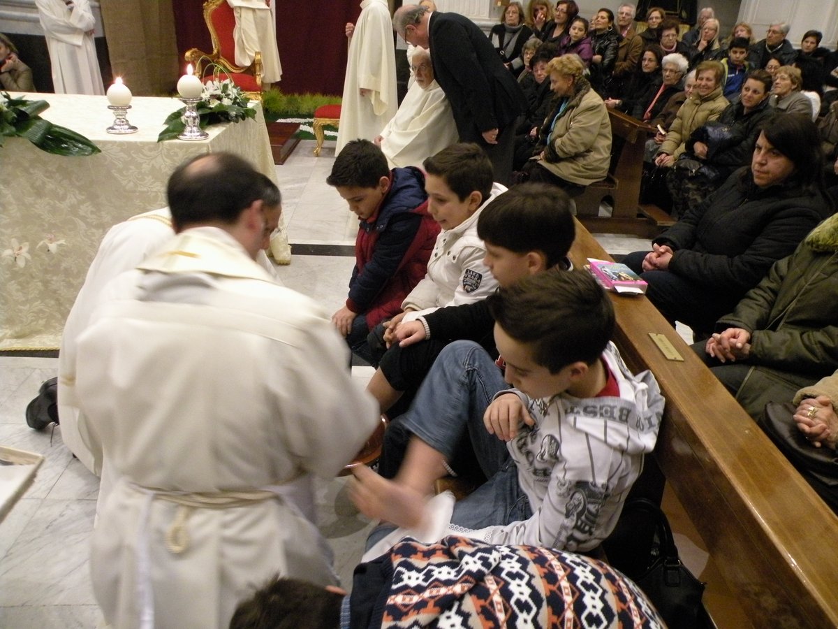 giovedi-santo-sera-28-03-2013-00050.JPG