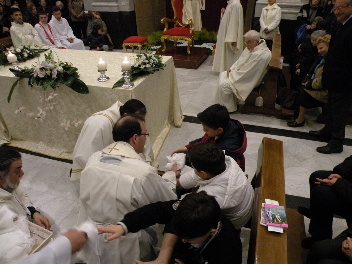 giovedi-santo-sera-28-03-2013-00056.JPG