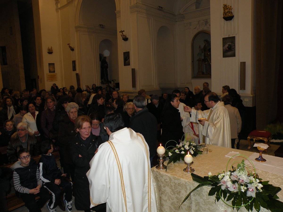 giovedi-santo-sera-28-03-2013-00102.JPG