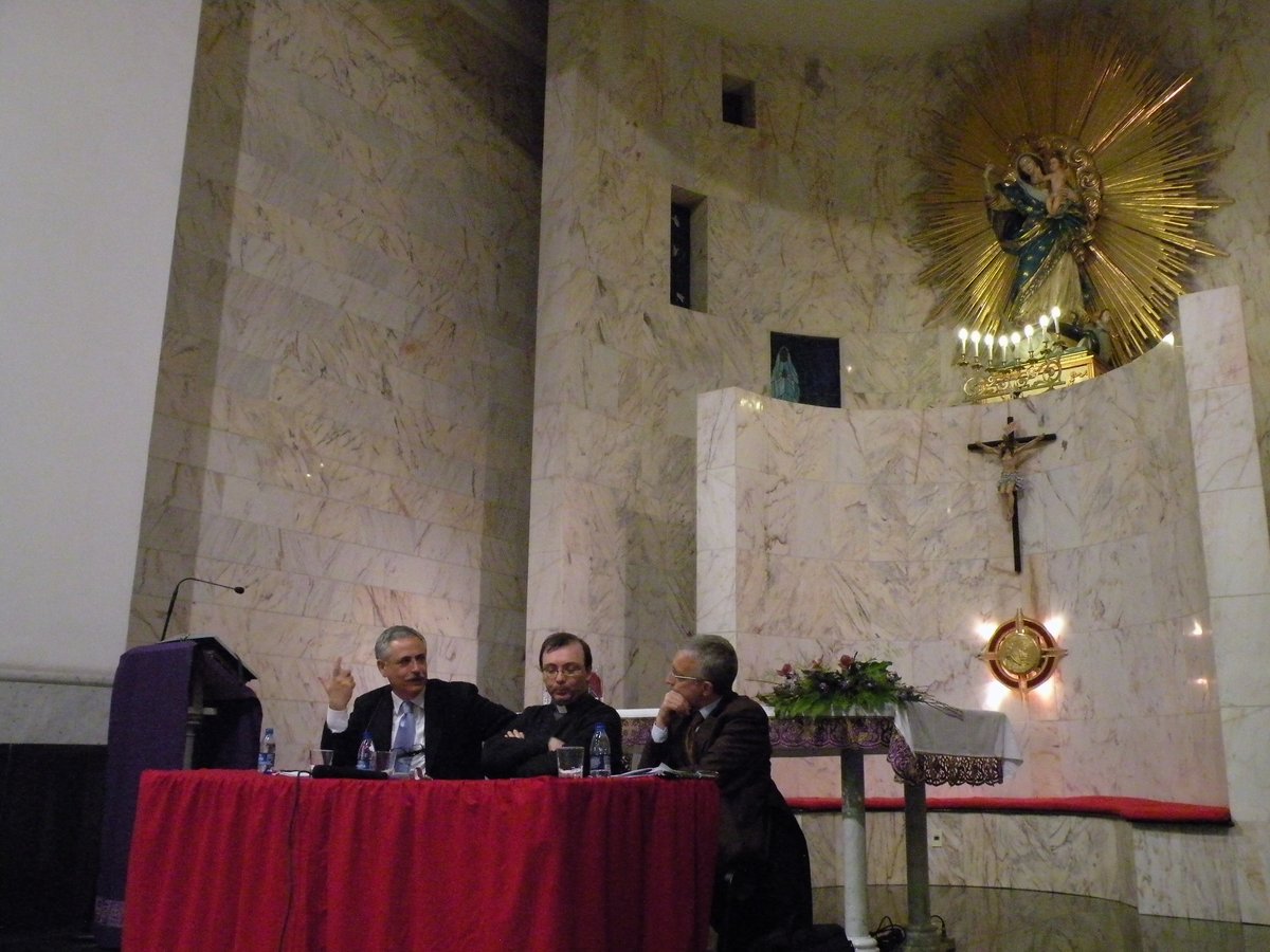 03-04-2014-lectio-divina (23).JPG