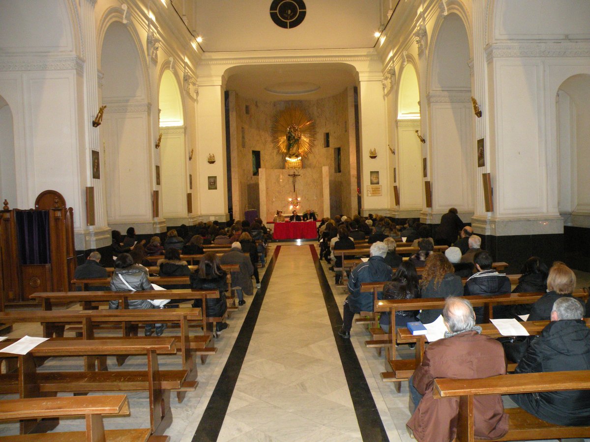 13-03-2014-lectio-divina (15).JPG