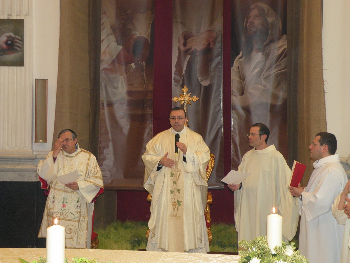 17-04-2014-giovedi-santo-00008.JPG