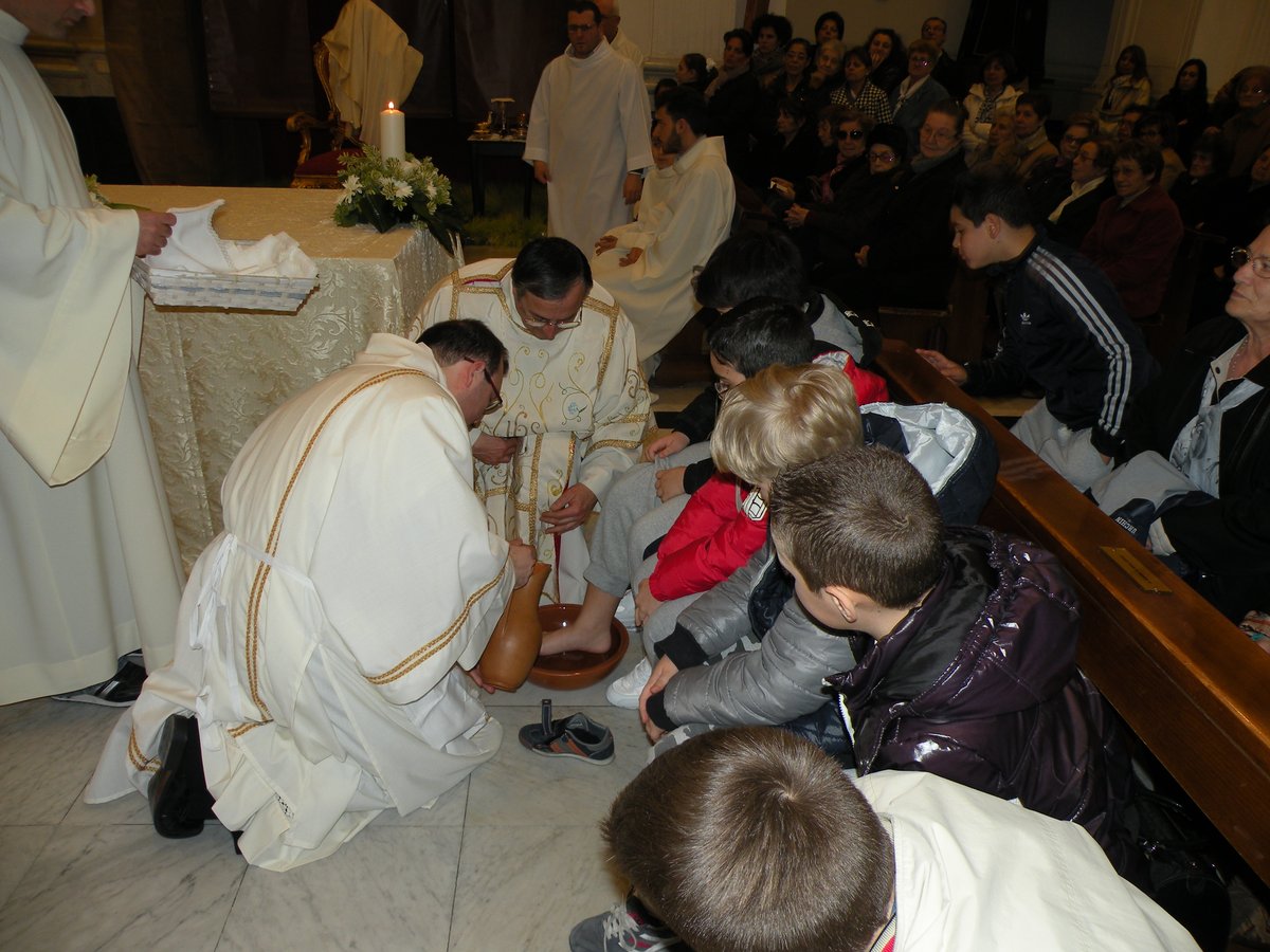 17-04-2014-giovedi-santo-00014.JPG