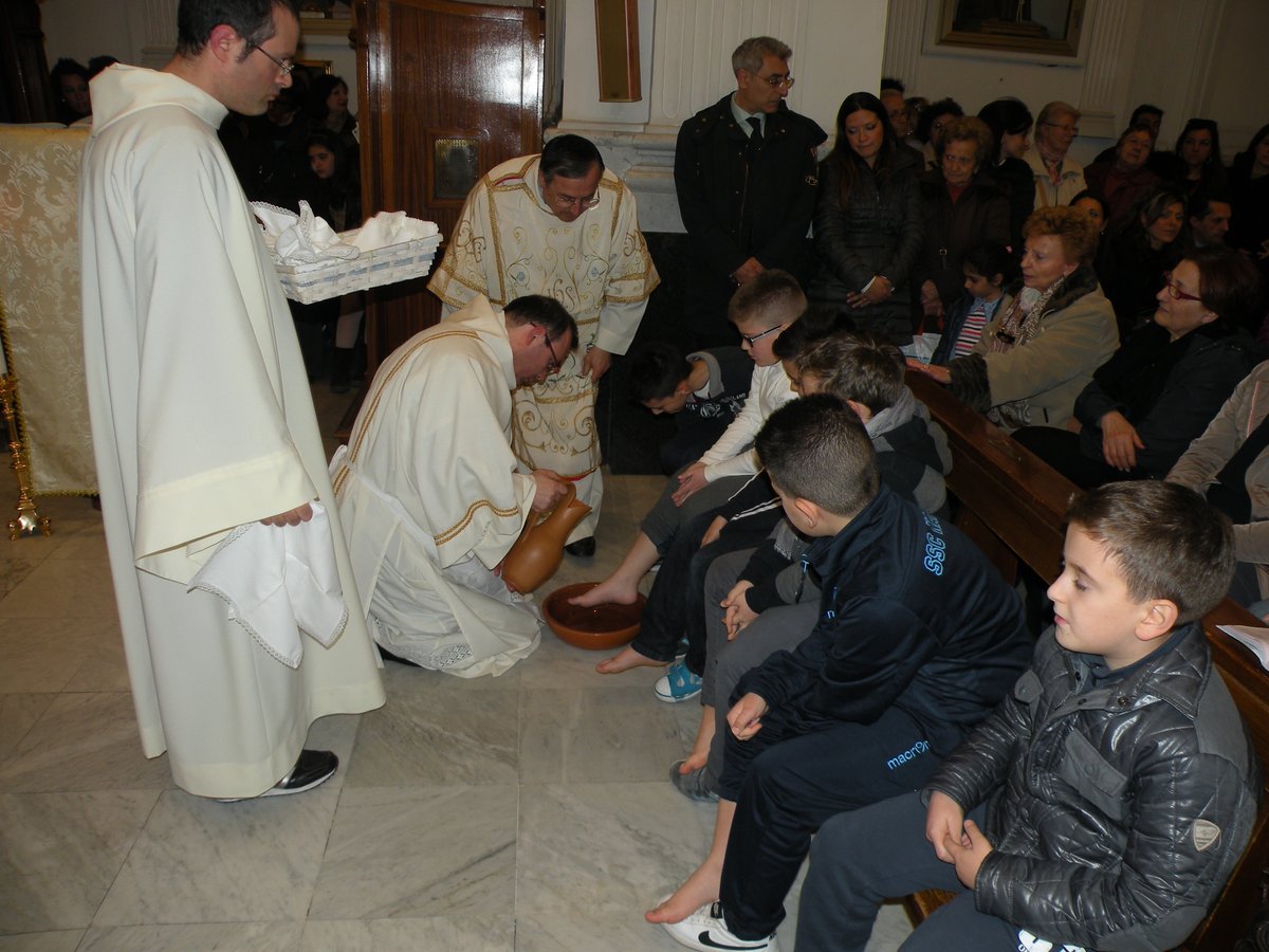 17-04-2014-giovedi-santo-00021.JPG