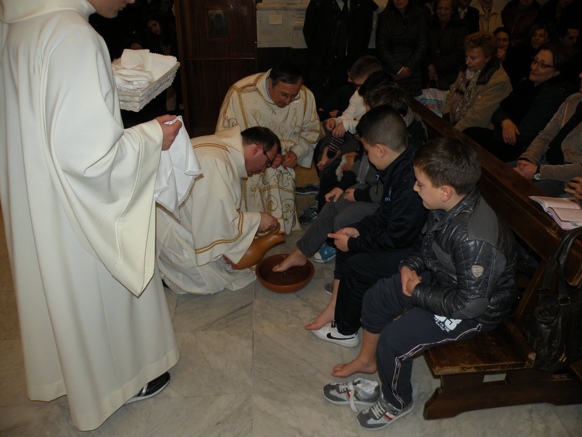17-04-2014-giovedi-santo-00024.JPG