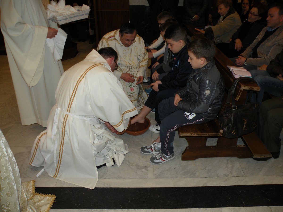 17-04-2014-giovedi-santo-00025.JPG